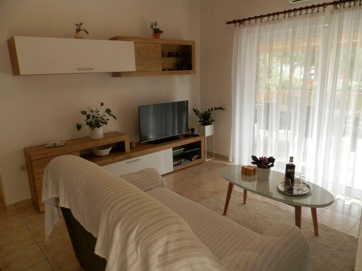 Apartment Slavica Лозовац Экстерьер фото