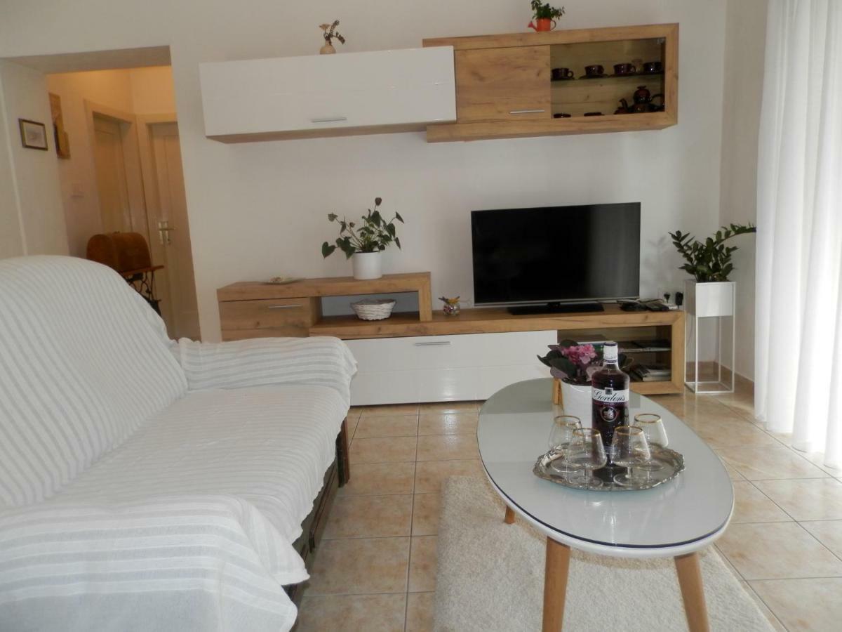 Apartment Slavica Лозовац Экстерьер фото
