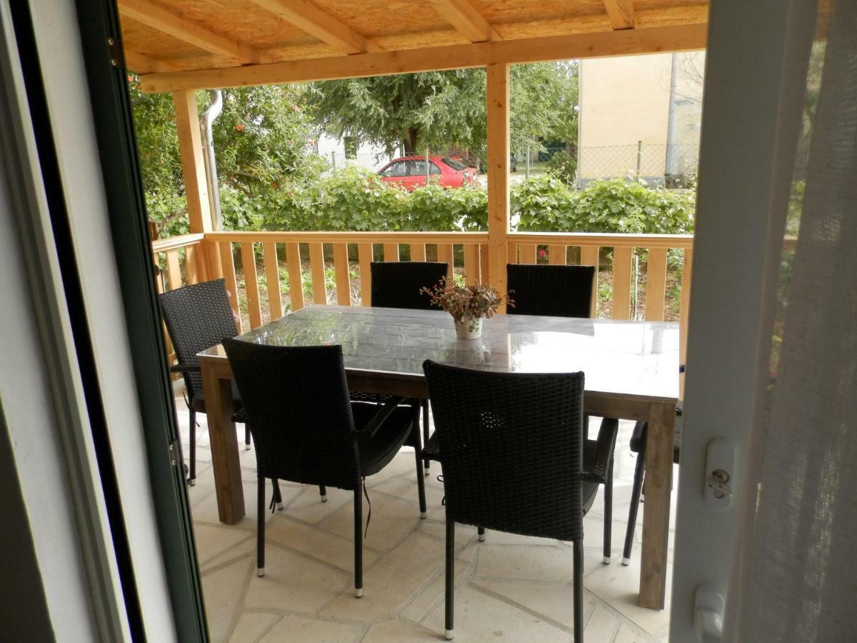 Apartment Slavica Лозовац Экстерьер фото