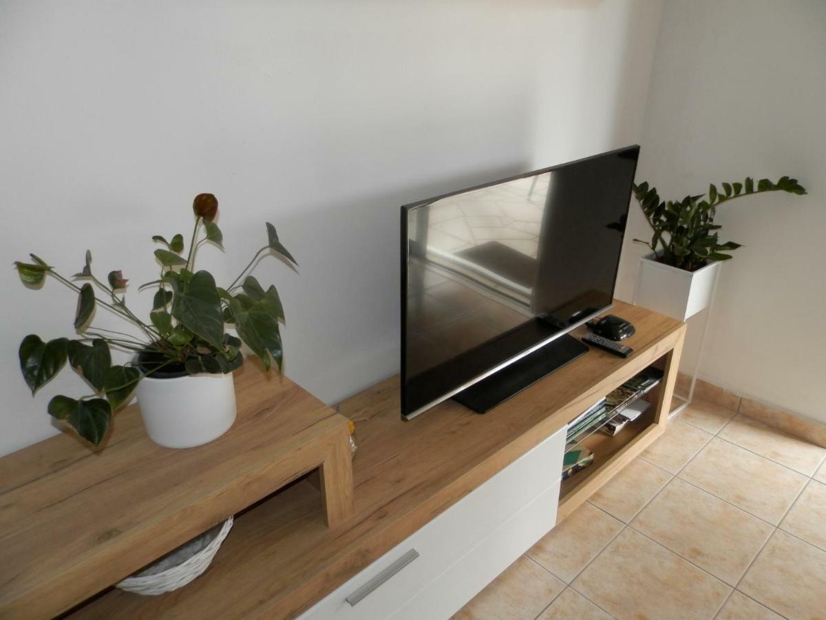 Apartment Slavica Лозовац Экстерьер фото