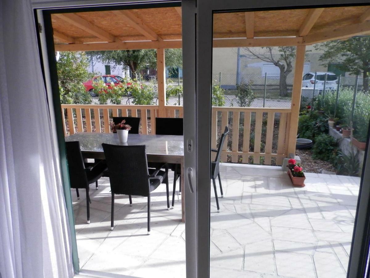 Apartment Slavica Лозовац Экстерьер фото