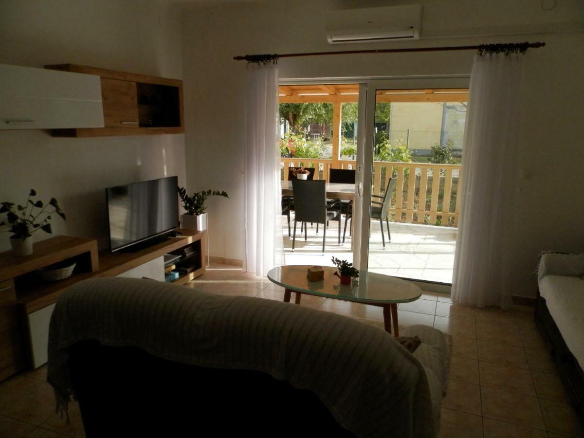 Apartment Slavica Лозовац Экстерьер фото